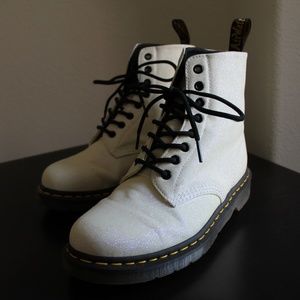 1460 Pascal Glitter Dr. Martens